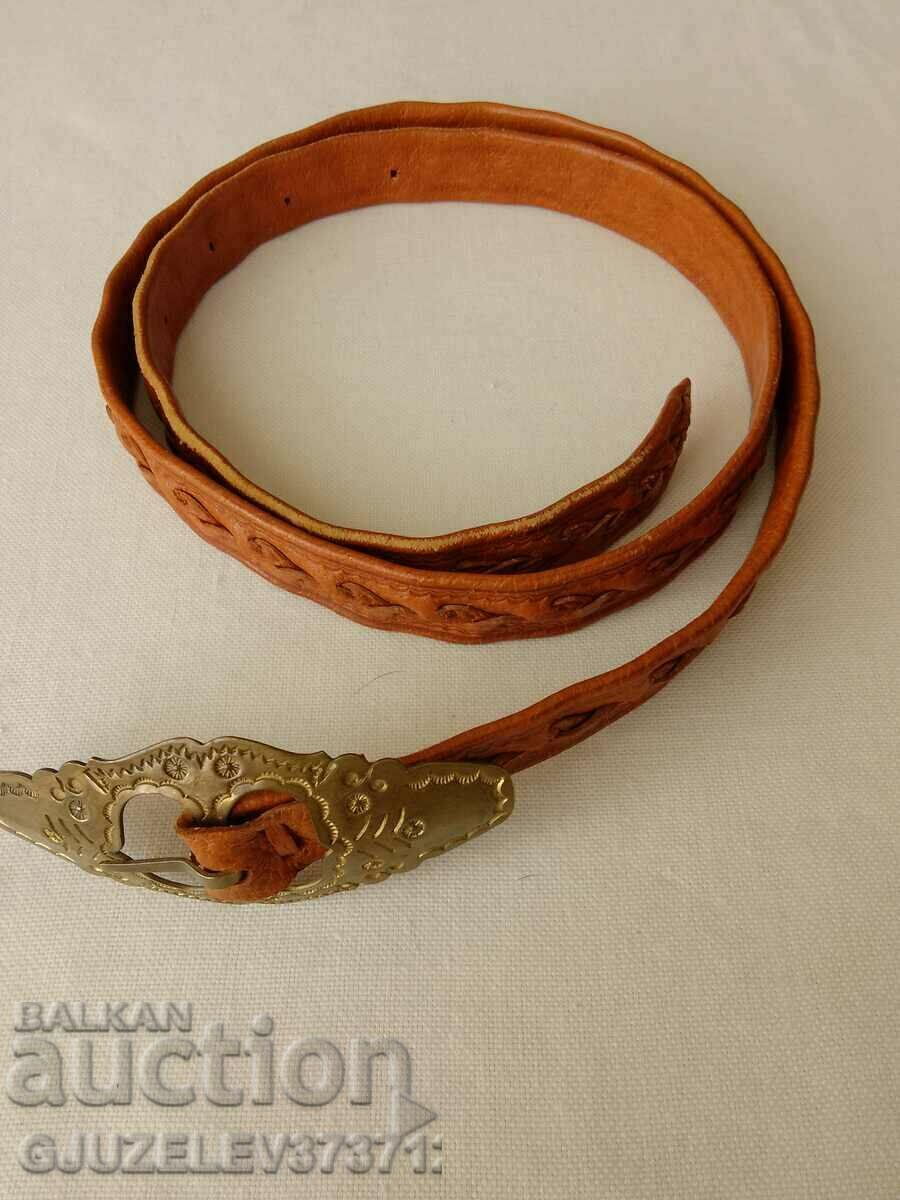Delivery of Leather belt natural leather period 1980 Delivery of Leather belt natural leather period 1980