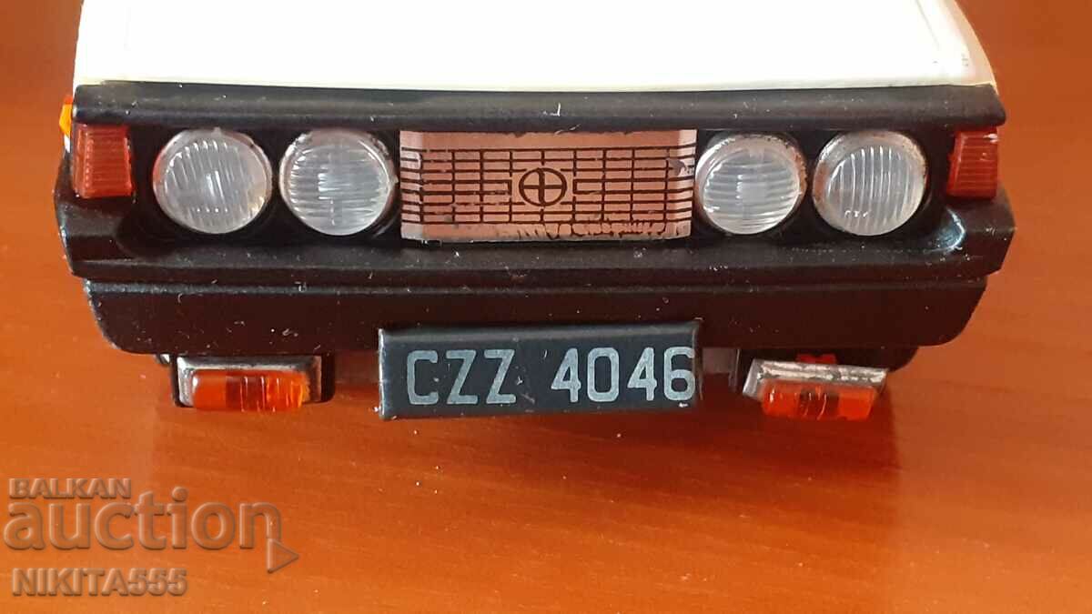 TOY CAR FIAT POLONEZ CZZ 4046 - 6