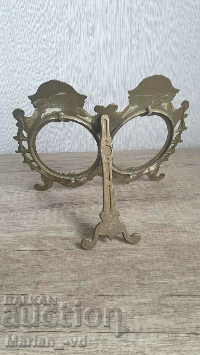 Delivery of Bronze Double Tabletop Photo Frame