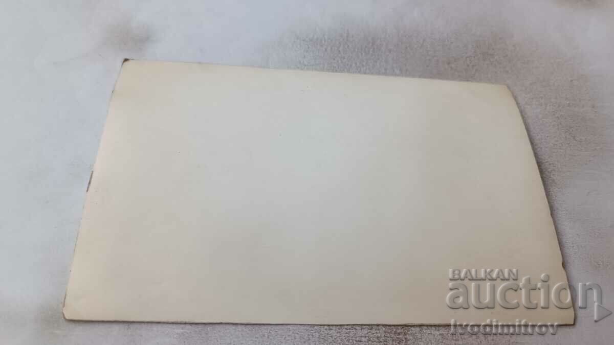 Photo Men and women by the river with price 1.65 BGN | € 0.84 Photo Men and women by the river with price 1.65 BGN | € 0.84