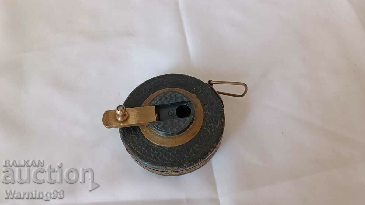 Ruletă industrială bulgară veche - 10 metri - RPGP Sofia cu preț € 10.00 | 19.56 BGN