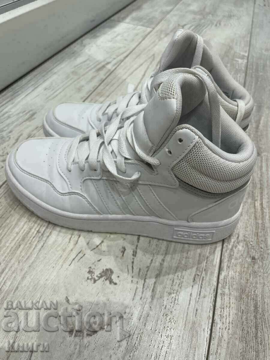 Adidas sneakers - 35.5 number - 6 Adidas sneakers - 35.5 number - 6