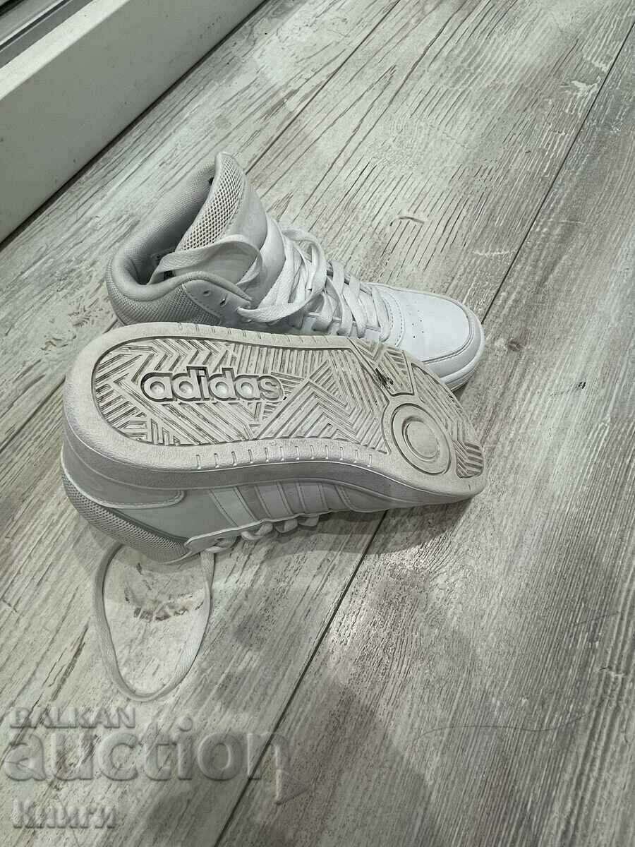 Adidas sneakers - 35.5 number - 7 Adidas sneakers - 35.5 number - 7