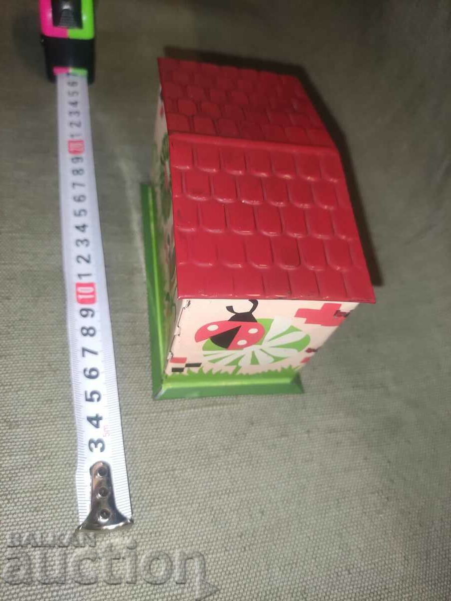 Tinplate toy box - 6 Tinplate toy box - 6