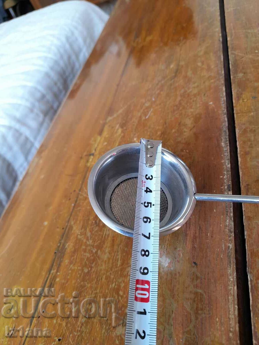 Δημοπρασία Ένα παλιό τρυπητό Δημοπρασία Ένα παλιό τρυπητό