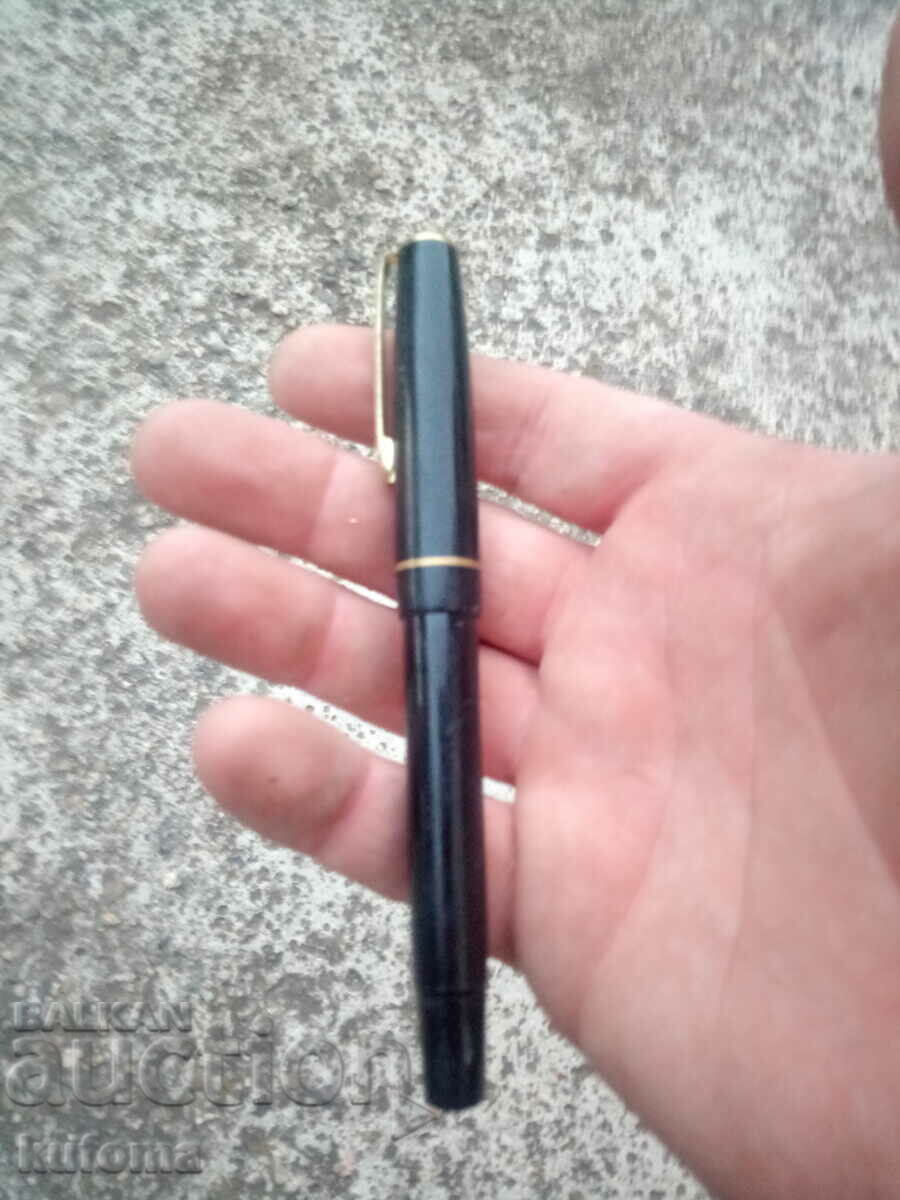Old gilt pen