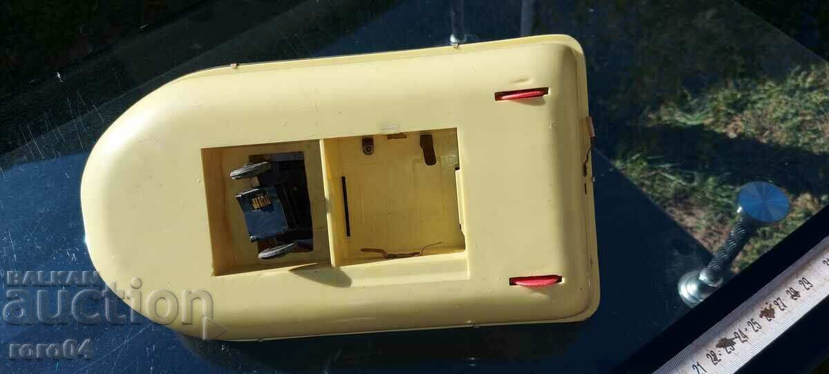 LARGE OLD SHEET METAL BOAT - LIPSY - 6 LARGE OLD SHEET METAL BOAT - LIPSY - 6