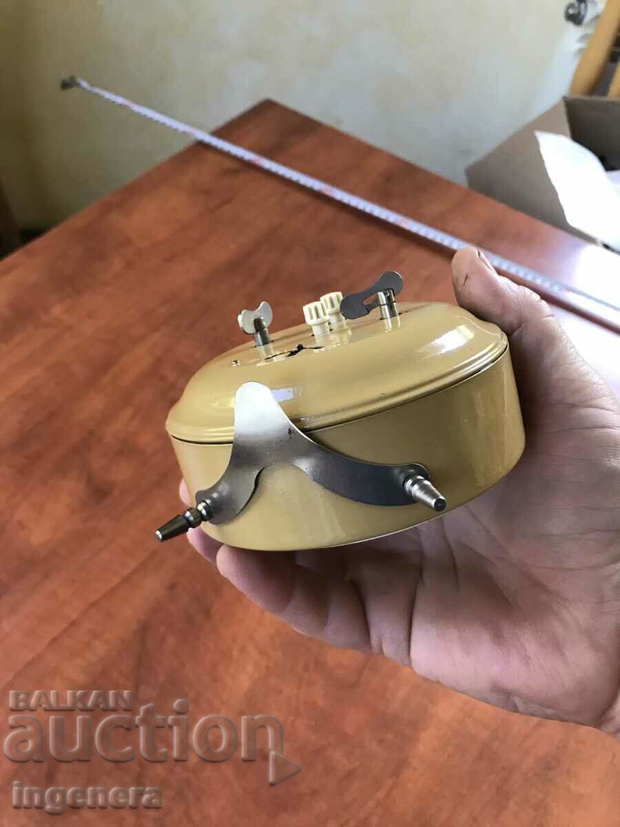 "AMBER" DESKTOP CLOCK - DOESN'T WORK - 6 "AMBER" DESKTOP CLOCK - DOESN'T WORK - 6