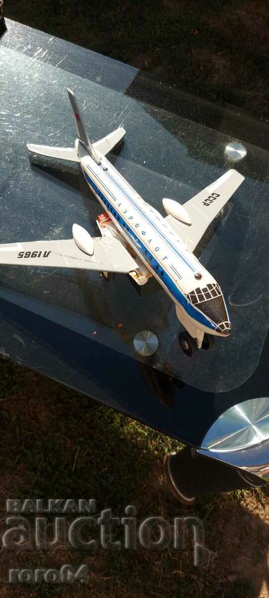 LARGE OLD SHEET METAL PLANE - LIPSY with price 42.30 BGN | € 21.63 LARGE OLD SHEET METAL PLANE - LIPSY with price 42.30 BGN | € 21.63