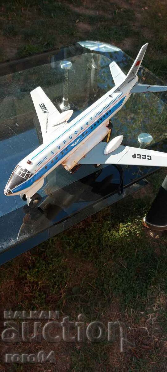 AVION MARE DE TABĂ VECHE - LIPSY AVION MARE DE TABĂ VECHE - LIPSY