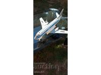 ΜΕΓΑΛΟ ΠΑΛΙΟ ΛΑΜΑΡΙΝΟ ΑΕΡΟΠΛΑΝΟ - LIPSY