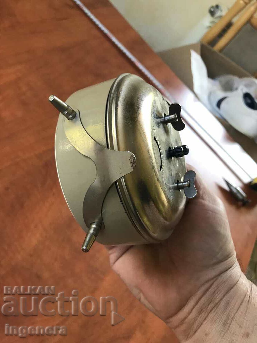 ЧАСОВНИК НАСТОЛЕН "ЯНТАР" - 6 ЧАСОВНИК НАСТОЛЕН "ЯНТАР" - 6