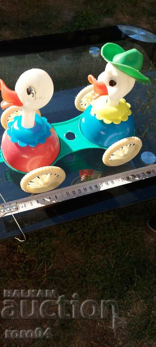 DUCKS - FOR PULL - YAK SOC. with price 33.30 BGN | € 17.03 DUCKS - FOR PULL - YAK SOC. with price 33.30 BGN | € 17.03