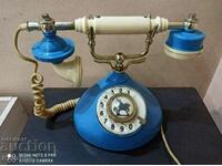 Retro landline phone