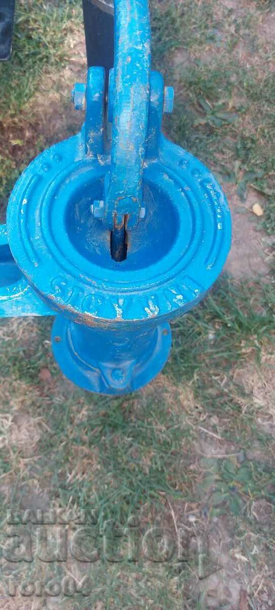 GARDEN PUMP - LEVER - FAUCET with price 67.50 BGN | € 34.51 GARDEN PUMP - LEVER - FAUCET with price 67.50 BGN | € 34.51