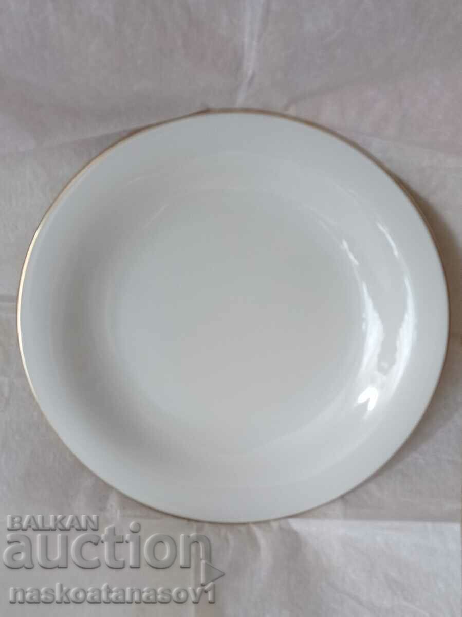 Porcelain plate-plate