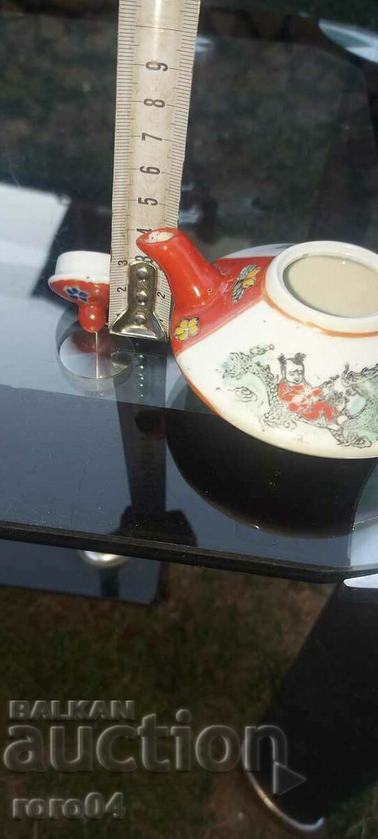 BEAUTIFUL OLD PORCELAIN KETTLE - 6 BEAUTIFUL OLD PORCELAIN KETTLE - 6