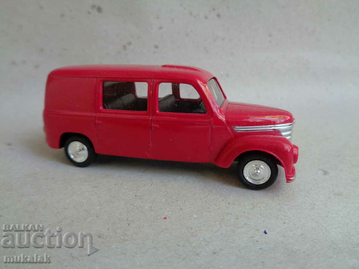 Licitație 1/64 MODEL GRELL PICKUP CARURUT MODEL JUCĂRIE
