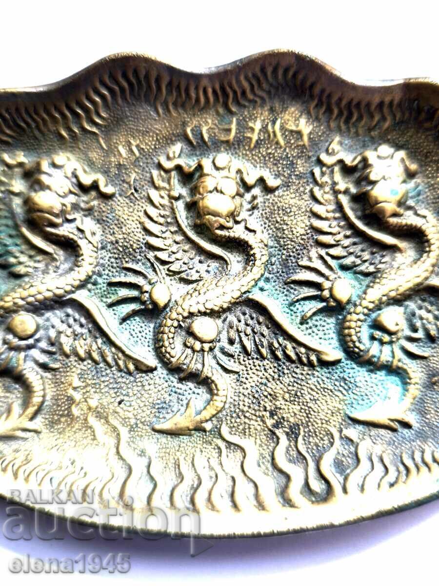 Livrarea Farfurie chinezeasca antica Livrarea Farfurie chinezeasca antica