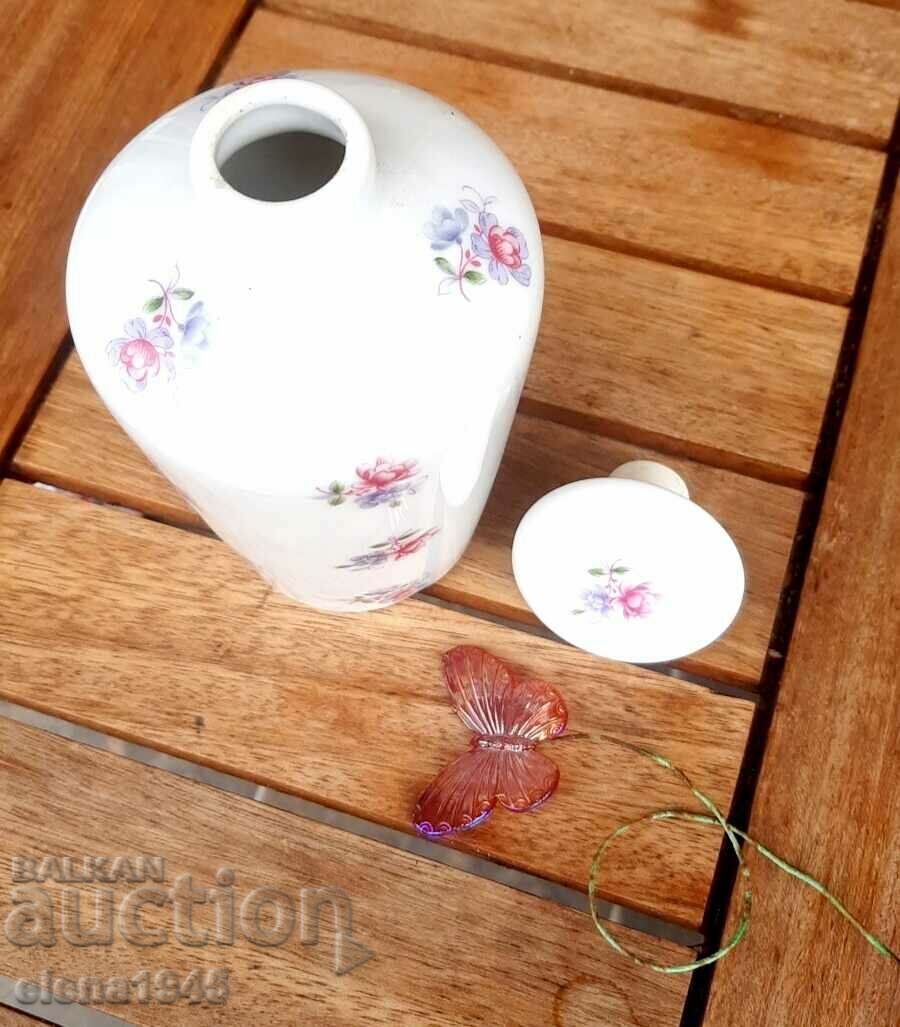 Μπουκάλι αρώματος με τιμή 50.00 BGN | € 25.56 Μπουκάλι αρώματος με τιμή 50.00 BGN | € 25.56