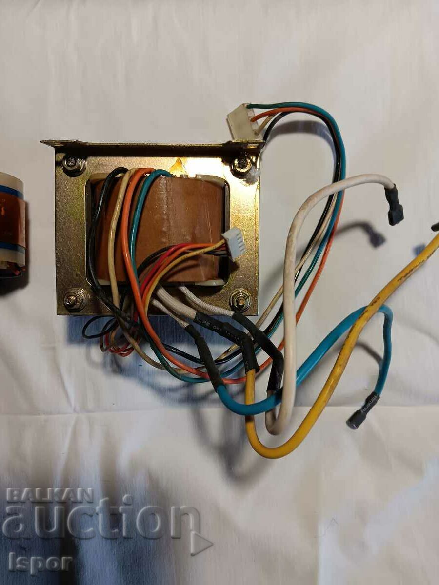 Auction Huge transformers 6 kg Auction Huge transformers 6 kg