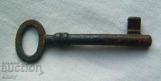 Old key 6 cm with price 4.50 BGN | € 2.30
