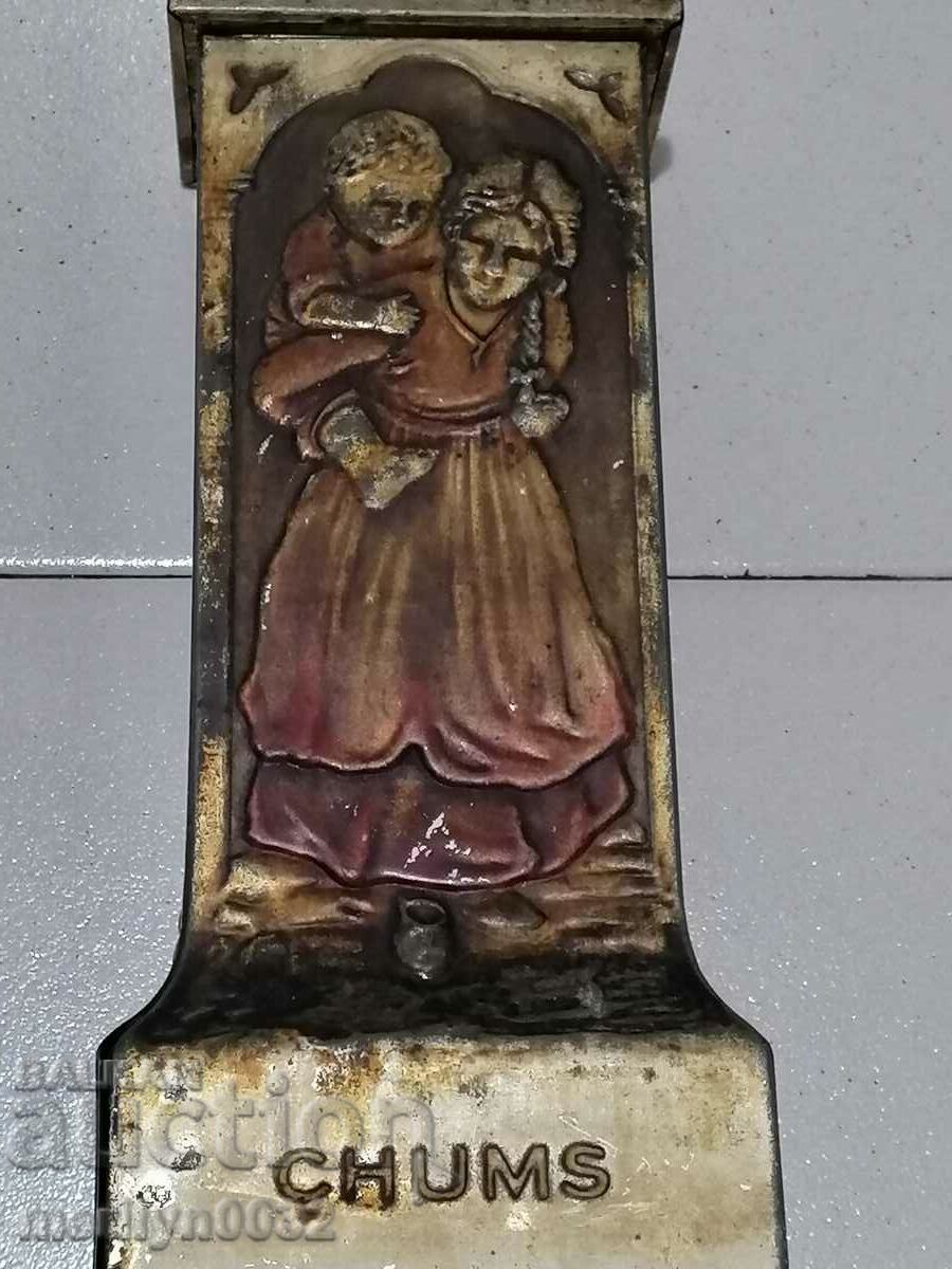 Licitație Cutie de biscuiți englezi din anii 1930