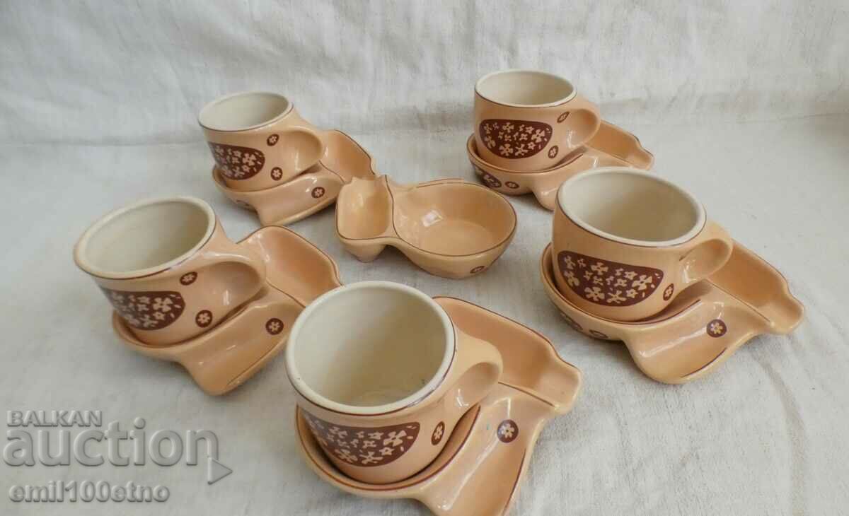 Coffee service porcelain Romania with price 17.00 BGN | € 8.69 Coffee service porcelain Romania with price 17.00 BGN | € 8.69