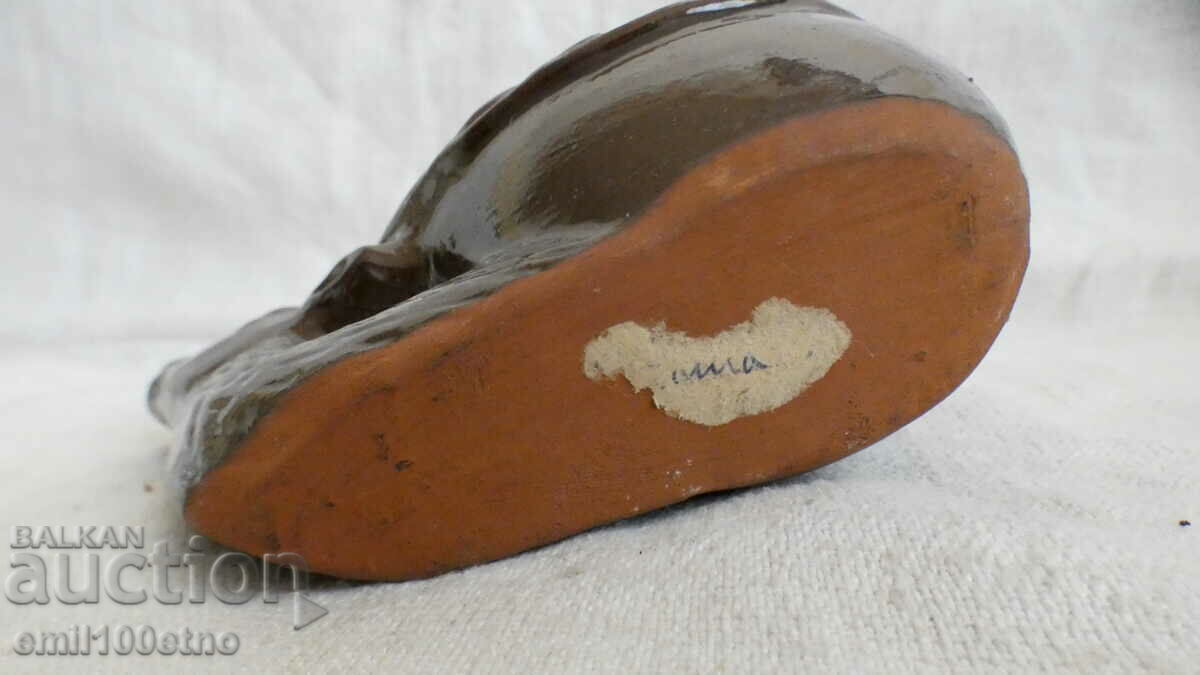 Delivery of Ceramic vessel stylized Elen Delivery of Ceramic vessel stylized Elen