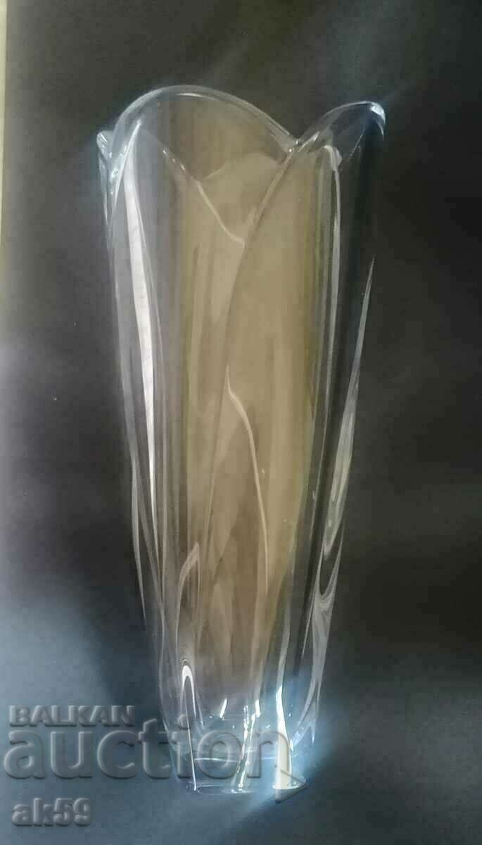 Crystal vase - "Bohemia" - Czech Republic.