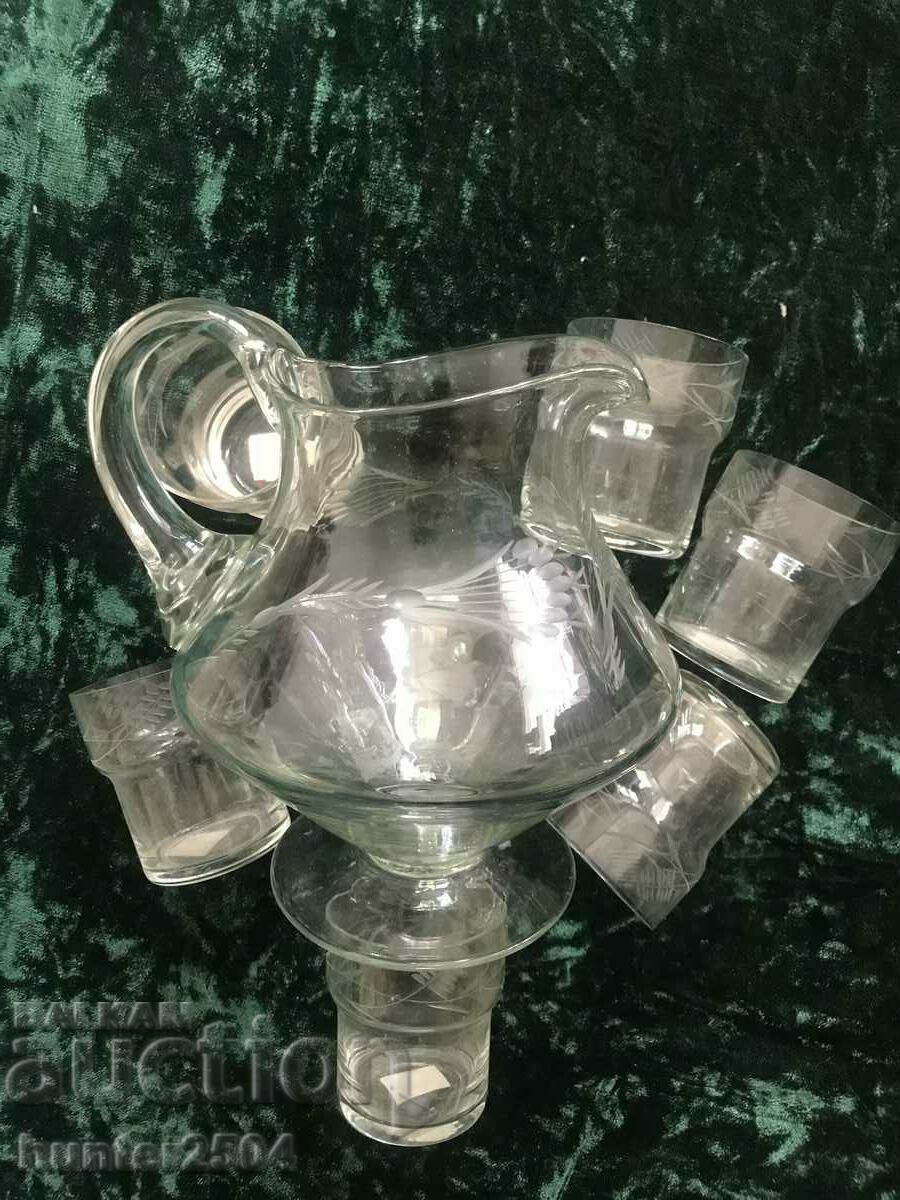 Cups and jugs - engraved with price 44.95 BGN | € 22.98 Cups and jugs - engraved with price 44.95 BGN | € 22.98