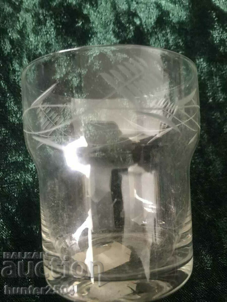 Delivery of Cups and jugs - engraved Delivery of Cups and jugs - engraved