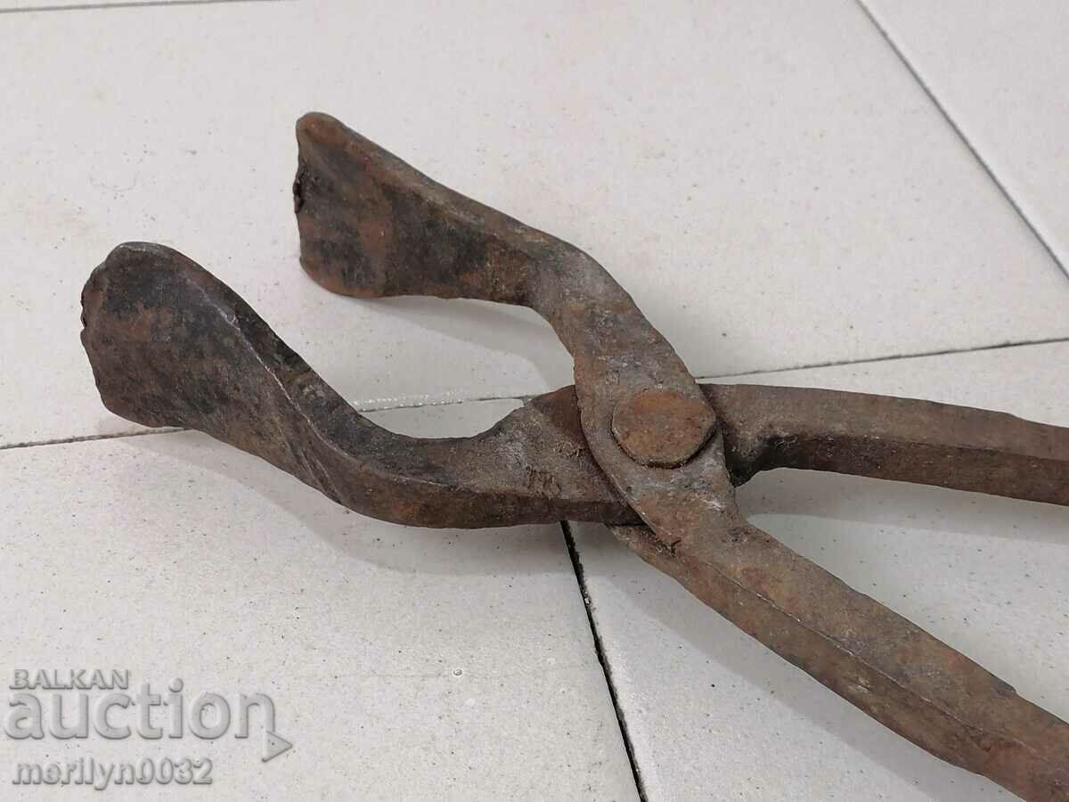 Blacksmith's tongs wrought iron tool - 5 Blacksmith's tongs wrought iron tool - 5