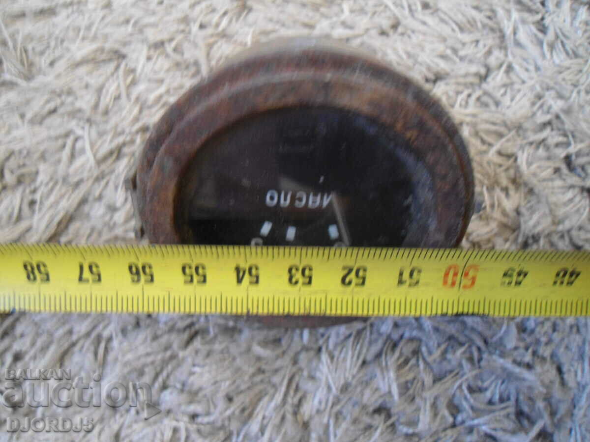 Old measuring device - 5 Old measuring device - 5