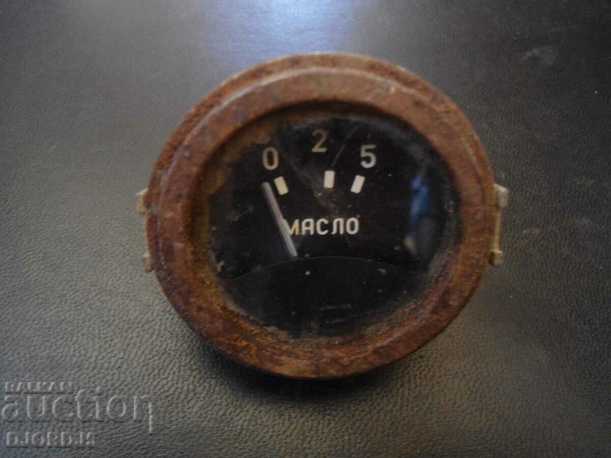 Old measuring device