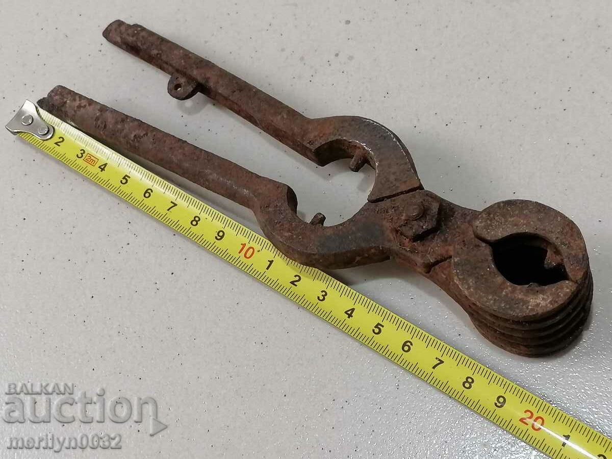 Доставка на Стари клещи за чупене на орехи ковано желязо инструмент