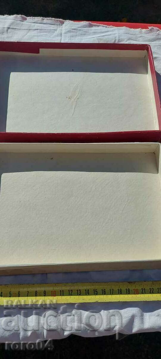 Auction BOX - SURPRISE - DIP BOY Auction BOX - SURPRISE - DIP BOY