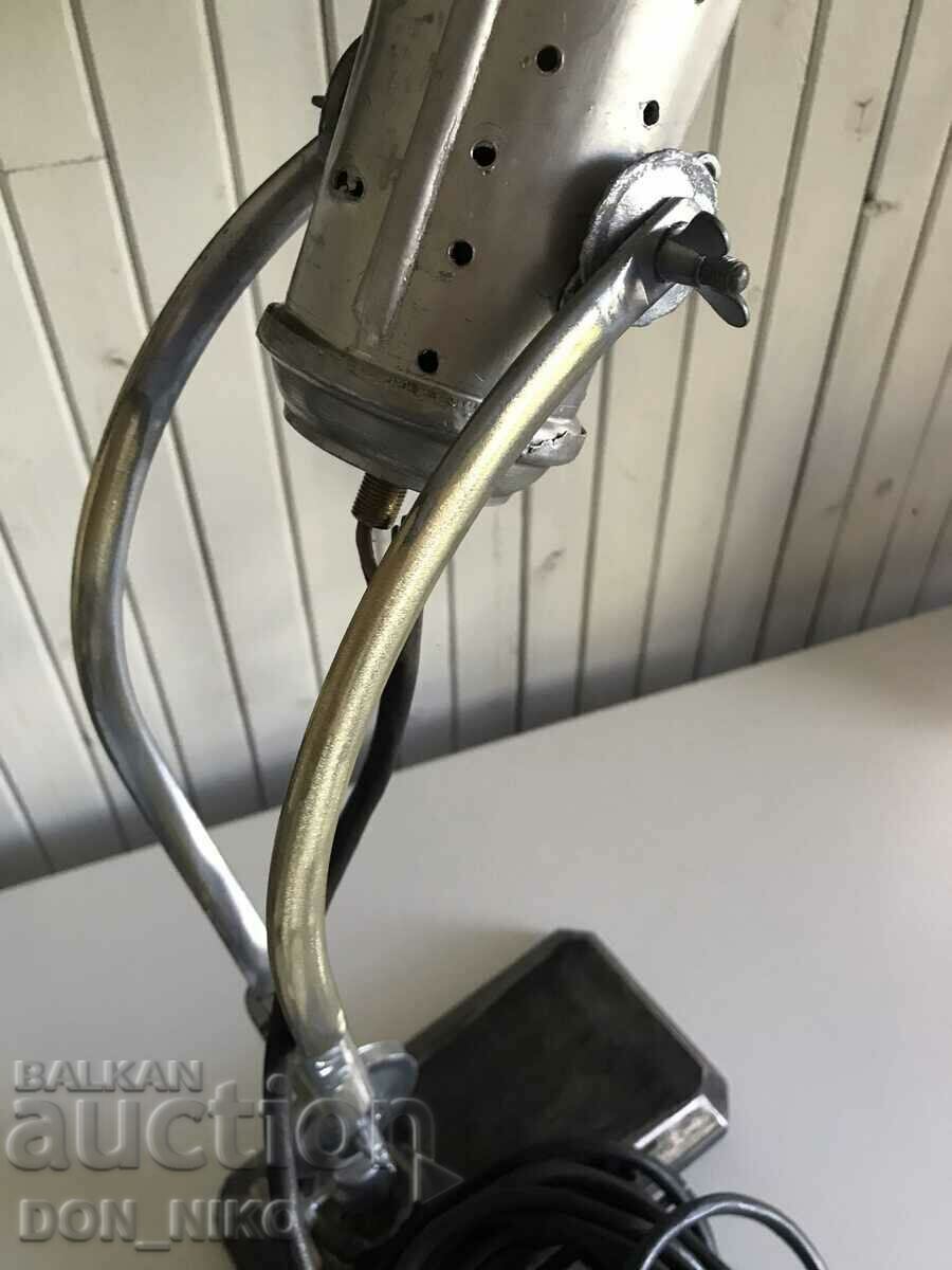 Delivery of Industrial table lamp Delivery of Industrial table lamp