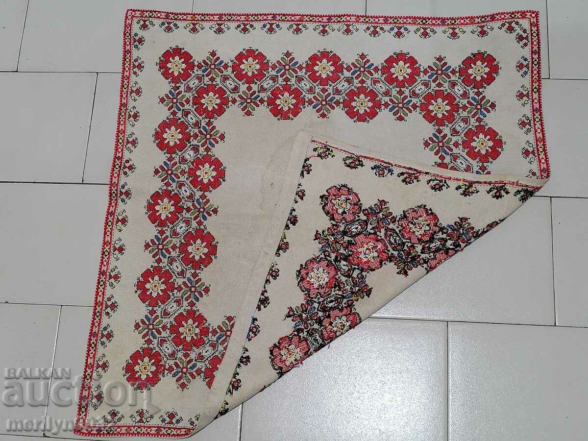 Delivery of Old embroidered check, tablecloth, milo, Bulgarian embroidery Delivery of Old embroidered check, tablecloth, milo, Bulgarian embroidery