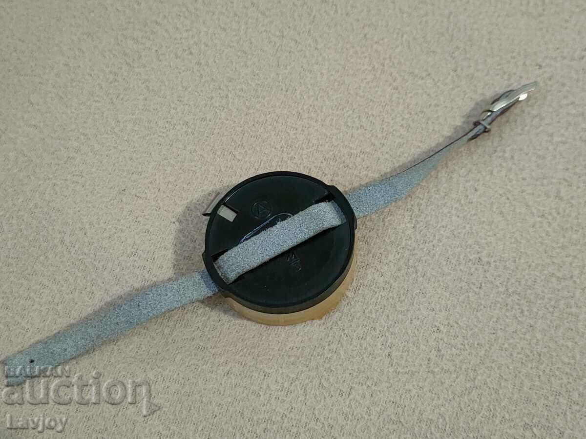 Delivery of Old hand compass **** Delivery of Old hand compass ****