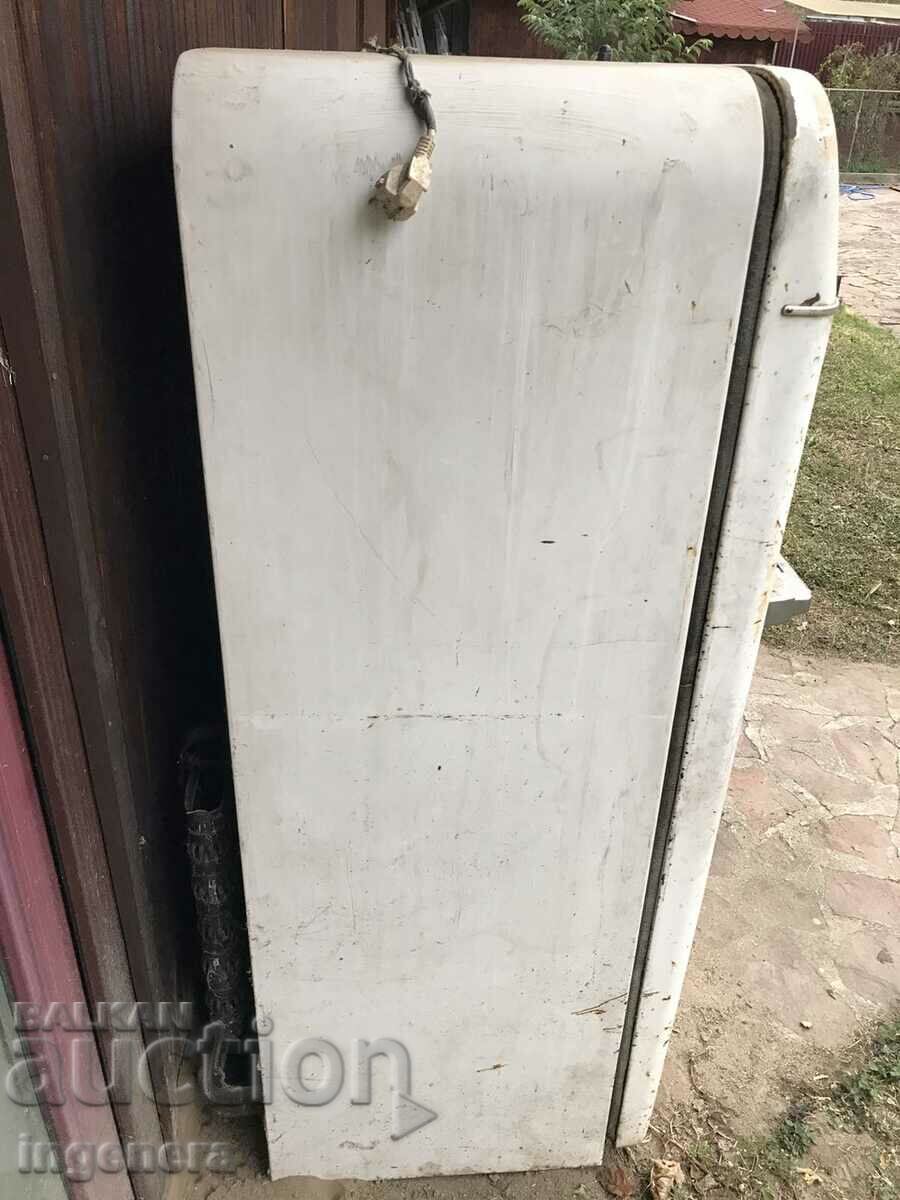 Delivery of ZIL FRIDGE WORKS FOR USE OR COLLECTION Delivery of ZIL FRIDGE WORKS FOR USE OR COLLECTION