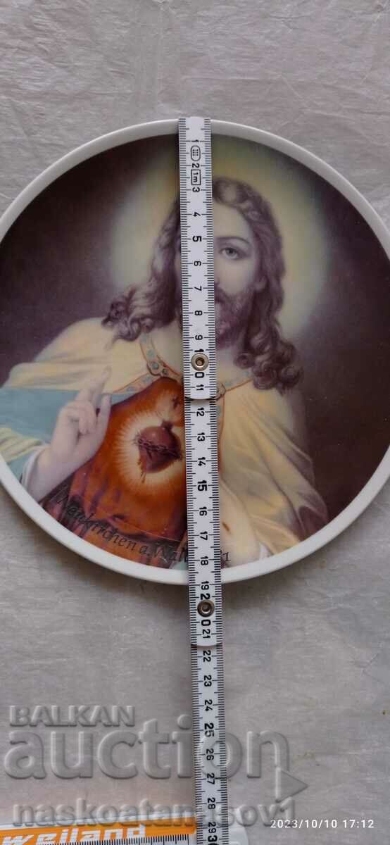 Delivery of Porcelain collector's plate Delivery of Porcelain collector's plate