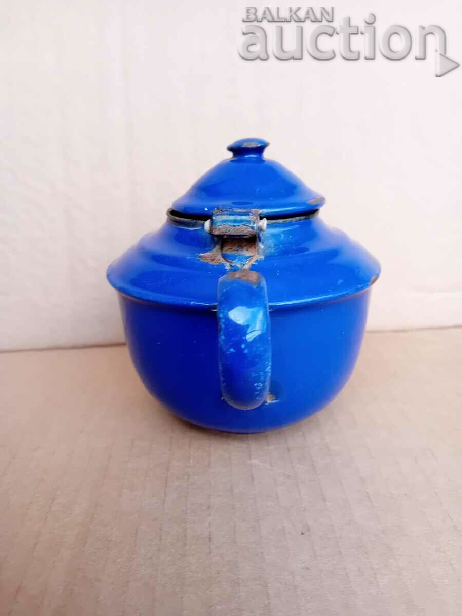 Delivery of SMALL enamel teapot Austria Hungary early 20th century Delivery of SMALL enamel teapot Austria Hungary early 20th century