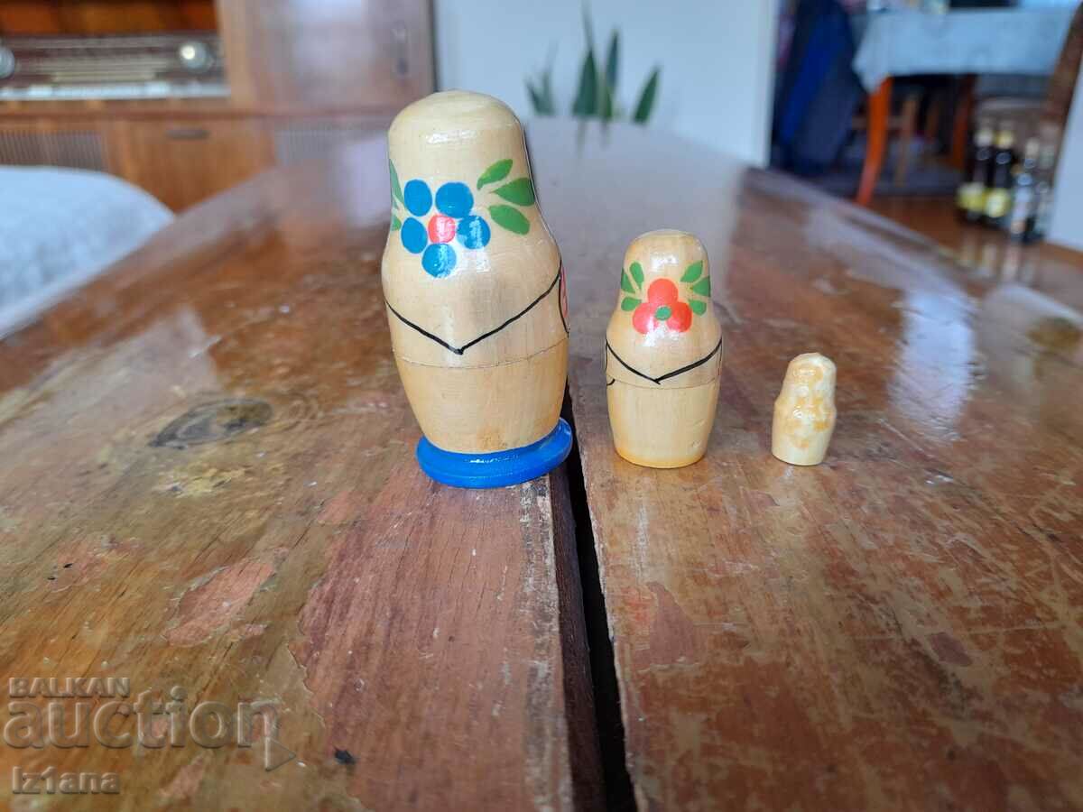 Delivery of Old matryoshka, matryoshka Delivery of Old matryoshka, matryoshka