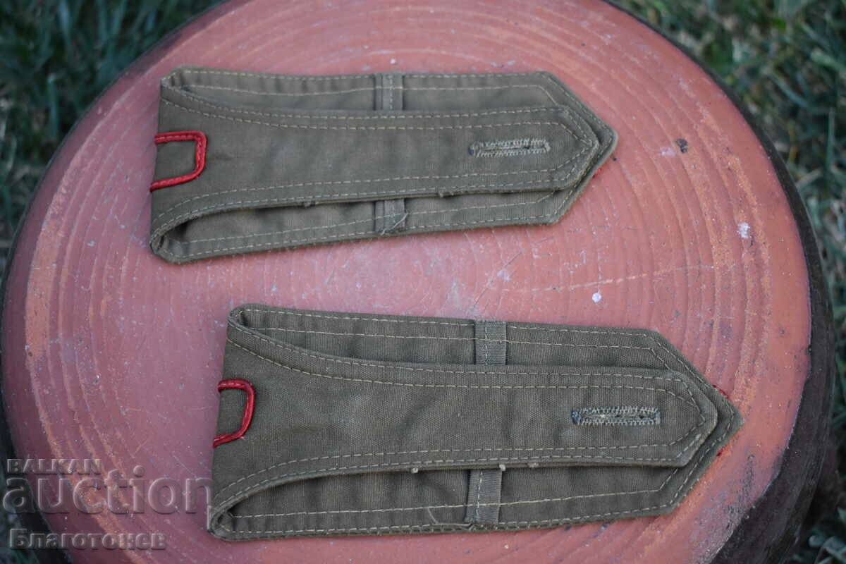 Παράδοση Παλιές επωμίδες αξιωματικών Παράδοση Παλιές επωμίδες αξιωματικών