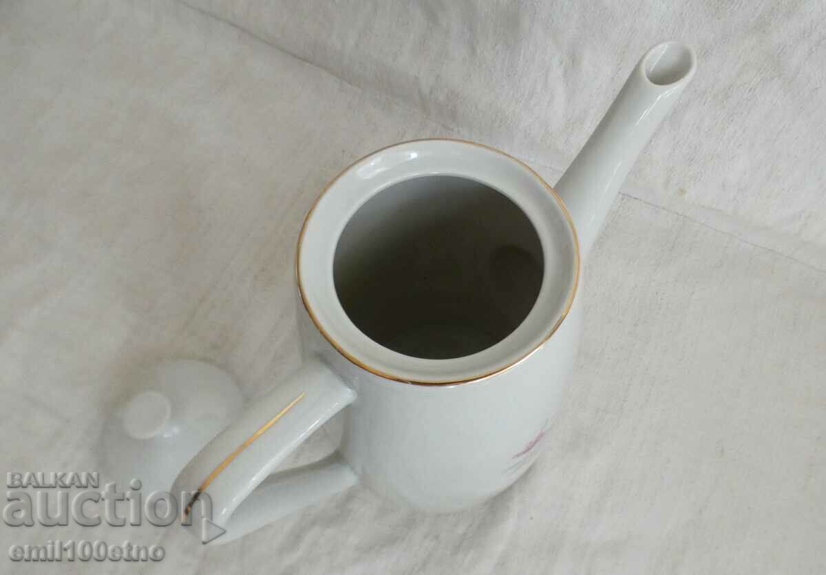 Delivery of Teapot - jug old Bulgarian porcelain Razgrad Delivery of Teapot - jug old Bulgarian porcelain Razgrad