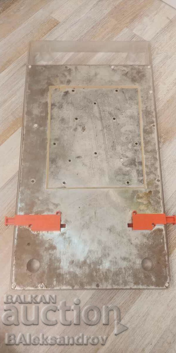 Auction Old pinball machine, raider Auction Old pinball machine, raider