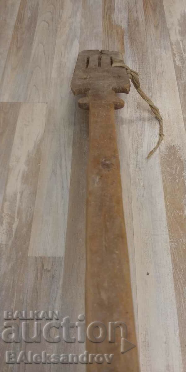 Auction Old hand-carved khurka Auction Old hand-carved khurka