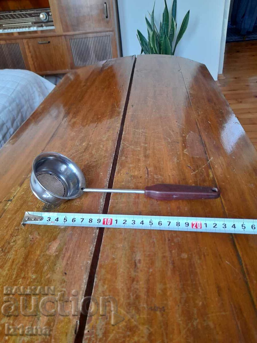 An old colander with price 10.00 BGN | € 5.11