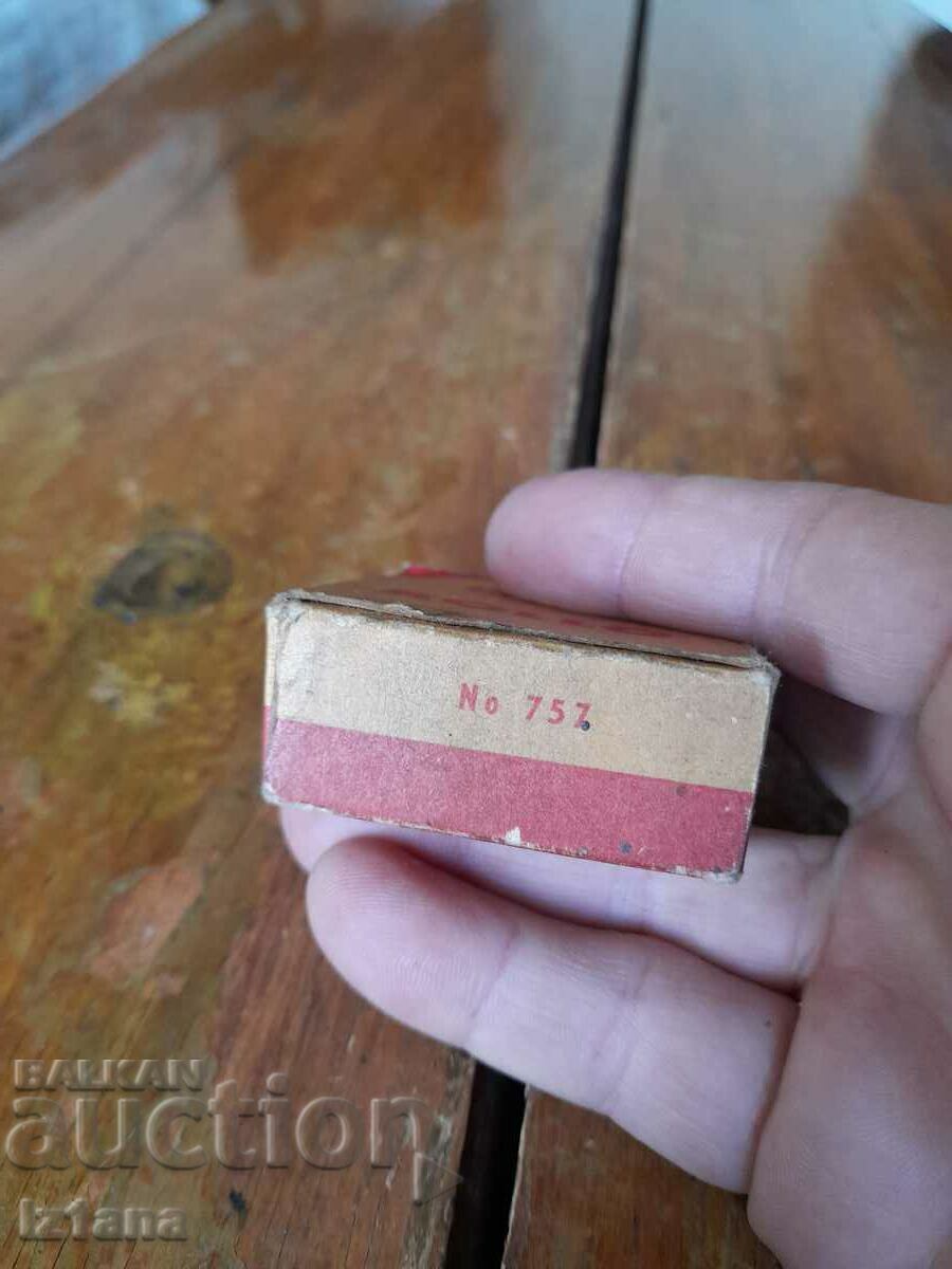 Old Kinex tape measure with price 10.00 BGN | € 5.11 Old Kinex tape measure with price 10.00 BGN | € 5.11